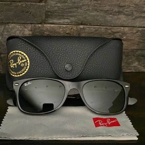 Authentic RayBan New Wayfarer Sunglasses